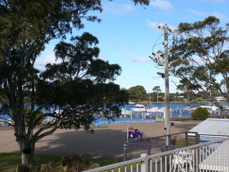 4 Marina Drive, Paynesville VIC 3880