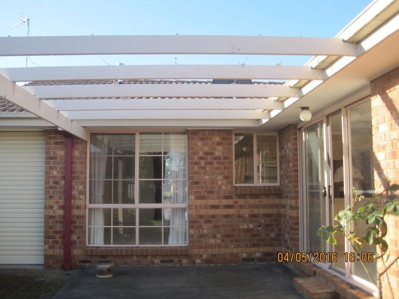 10 Milton Avenue, Paynesville VIC 3880