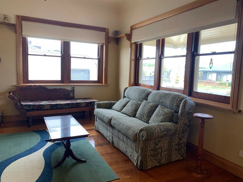 42 Victoria Street, Paynesville VIC 3880