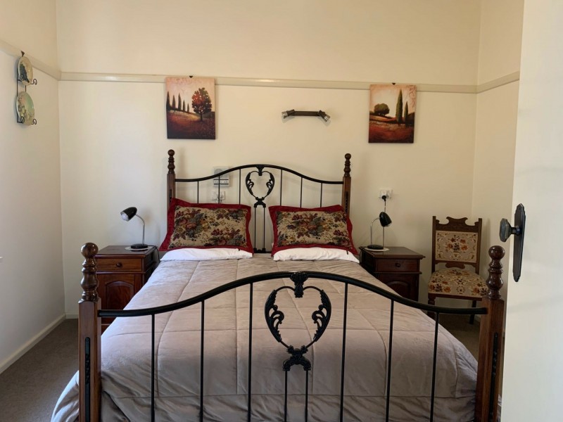 42 Victoria Street, Paynesville VIC 3880