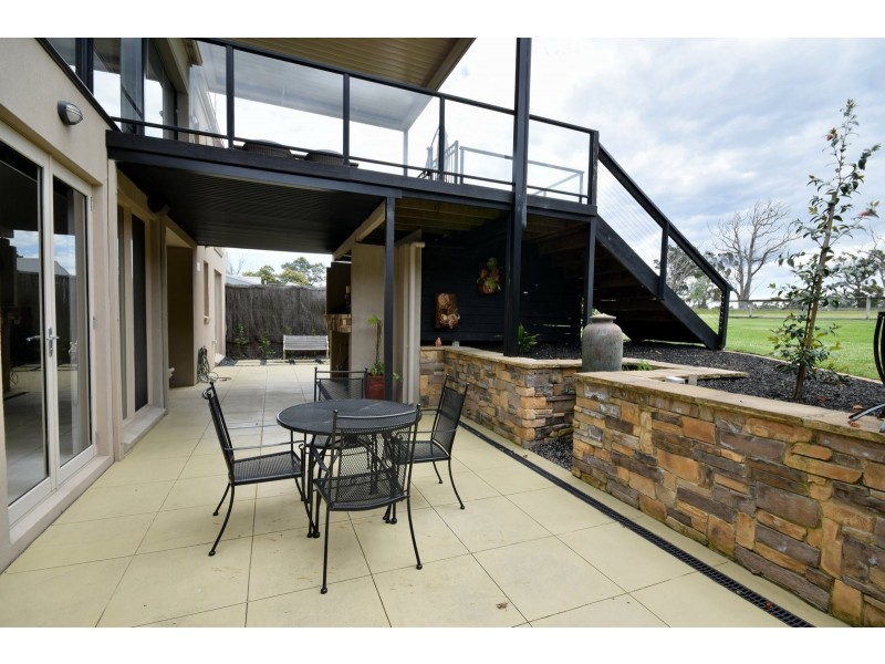 182 Newlands Drive, Paynesville VIC 3880