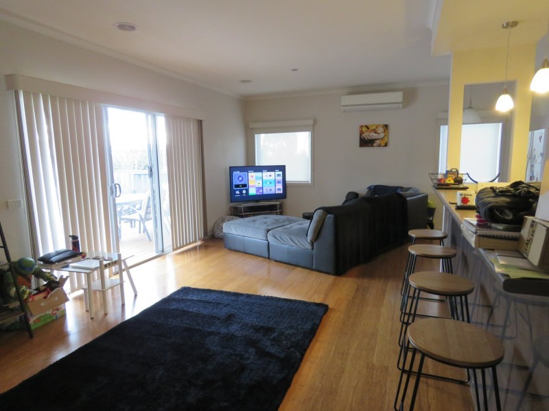 2/157 Bay Road, Eagle Point VIC 3878