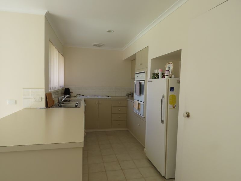 2/29 Main Road, Paynesville VIC 3880