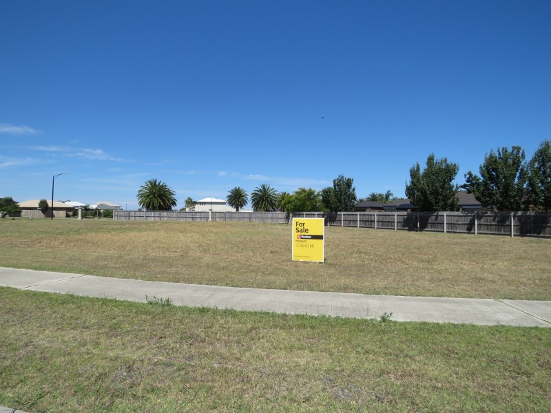 26 Sunset Boulevard, Eagle Point VIC 3878