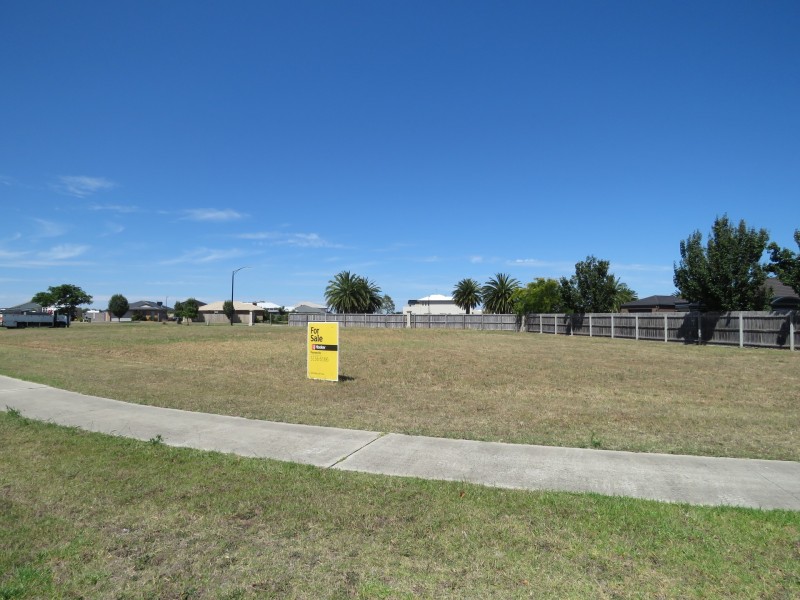 26 Sunset Boulevard, Eagle Point VIC 3878