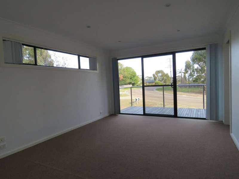 82 Newlands Drive, Paynesville VIC 3880