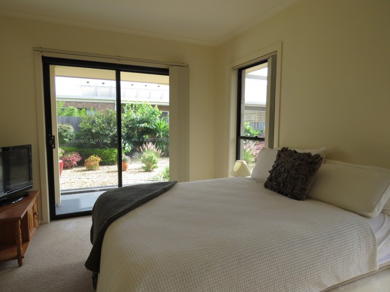 17 Windjammer Court, Paynesville VIC 3880