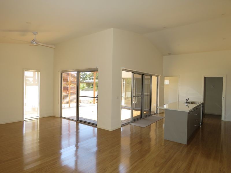 1 Eaton Place, Paynesville VIC 3880