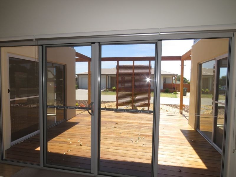 1 Eaton Place, Paynesville VIC 3880