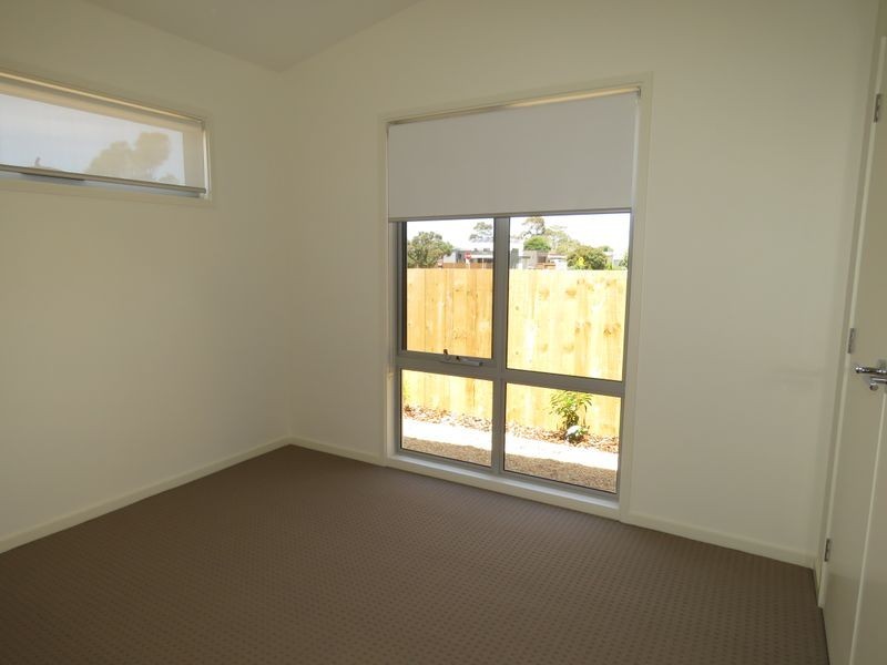 1 Eaton Place, Paynesville VIC 3880