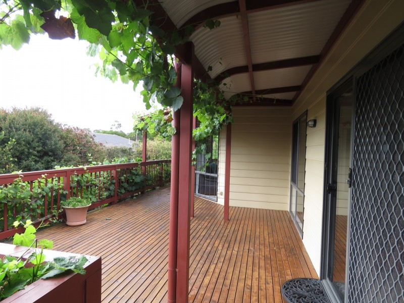 24 Riley Street, Eagle Point VIC 3878