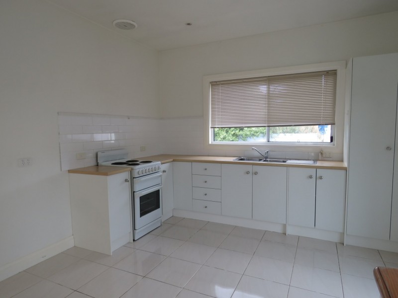 5 Outlook Avenue, Newlands Arm VIC 3875