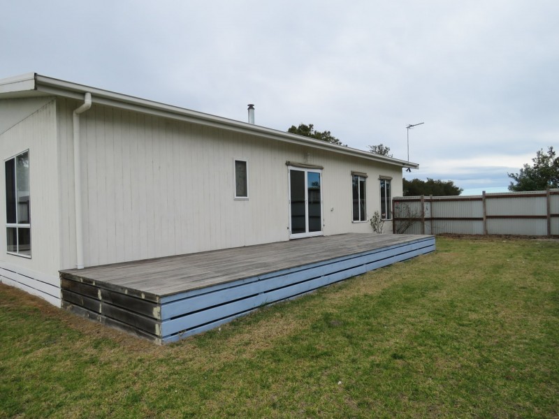 5 Outlook Avenue, Newlands Arm VIC 3875