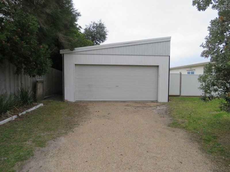 5 Outlook Avenue, Newlands Arm VIC 3875