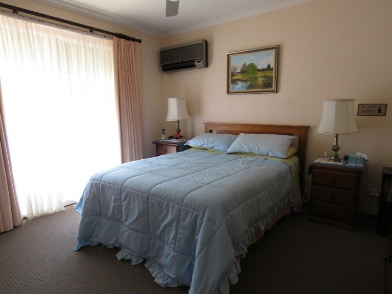 1/30 Queen Street, Paynesville VIC 3880