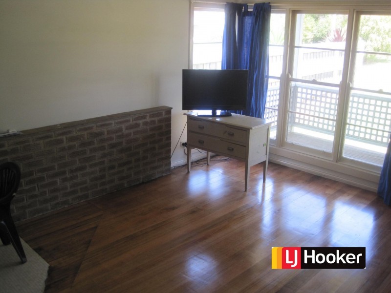 10 Riley Street, Eagle Point VIC 3878