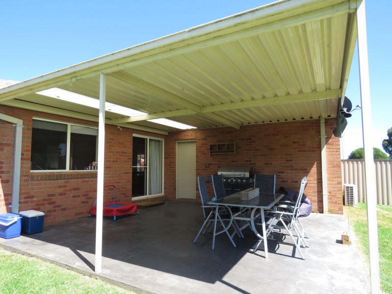 5 Acrux Drive, Newlands Arm VIC 3875