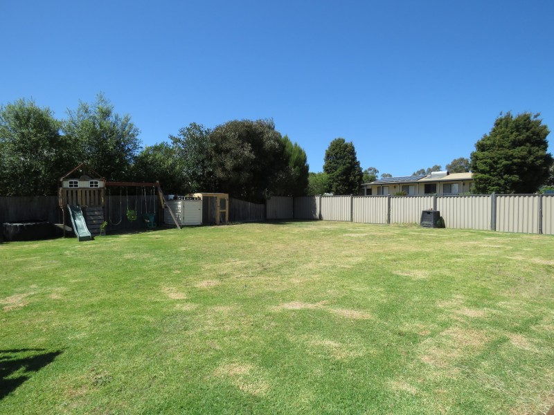 5 Acrux Drive, Newlands Arm VIC 3875