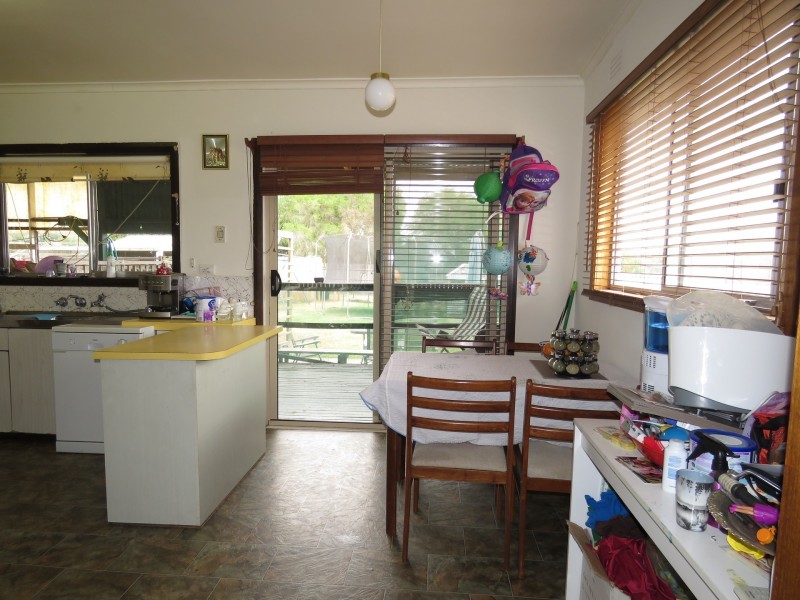 6 Forge Creek Road, Eagle Point VIC 3878