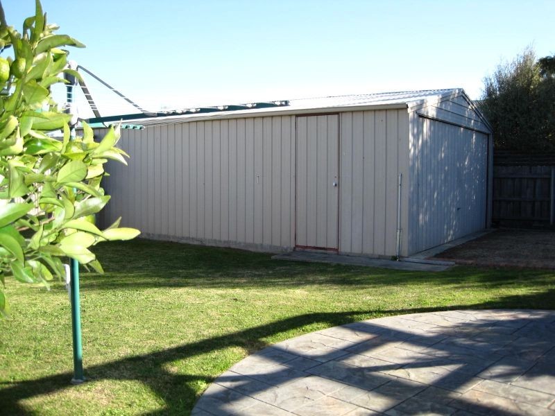 6 Acacia Court, Paynesville VIC 3880