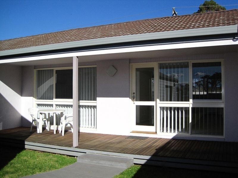 Unit 2/155 Bay Road, Eagle Point VIC 3878