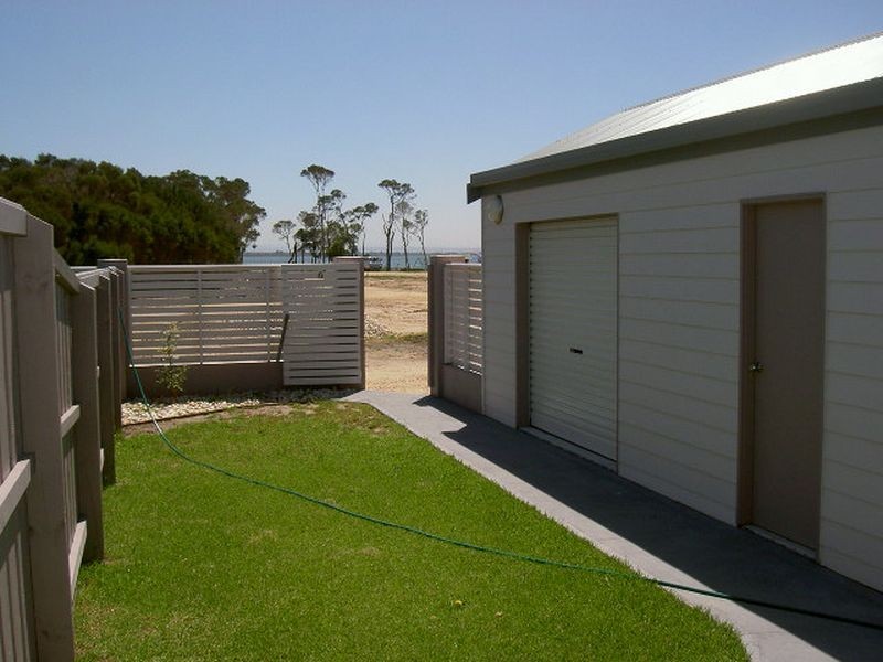 Unit 2/155 Bay Road, Eagle Point VIC 3878