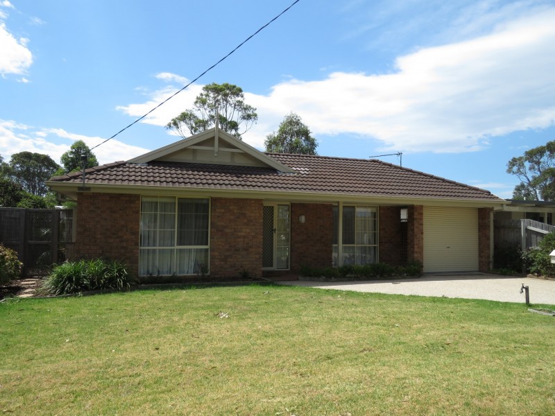 111 Bay Road, Eagle Point VIC 3878