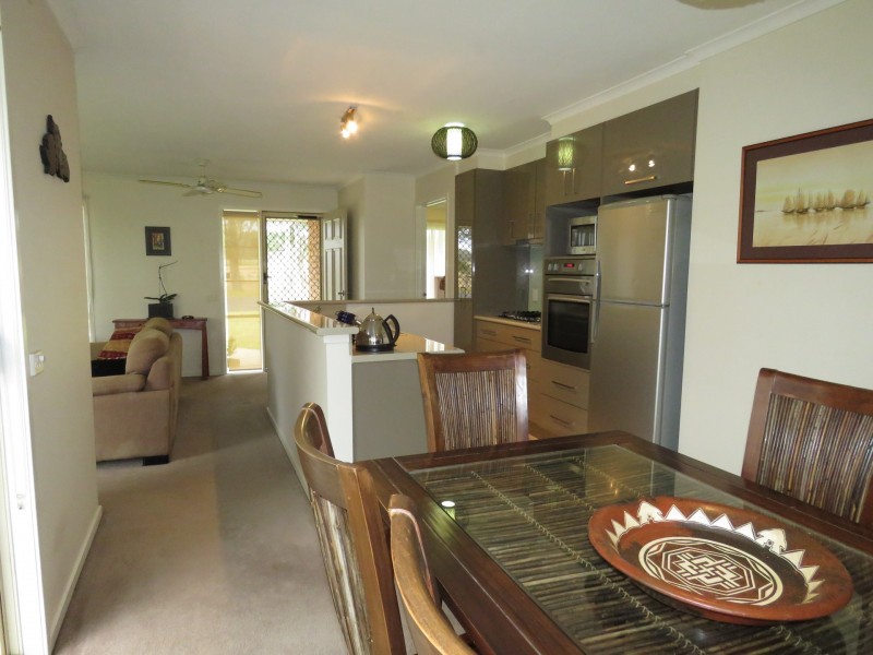 111 Bay Road, Eagle Point VIC 3878