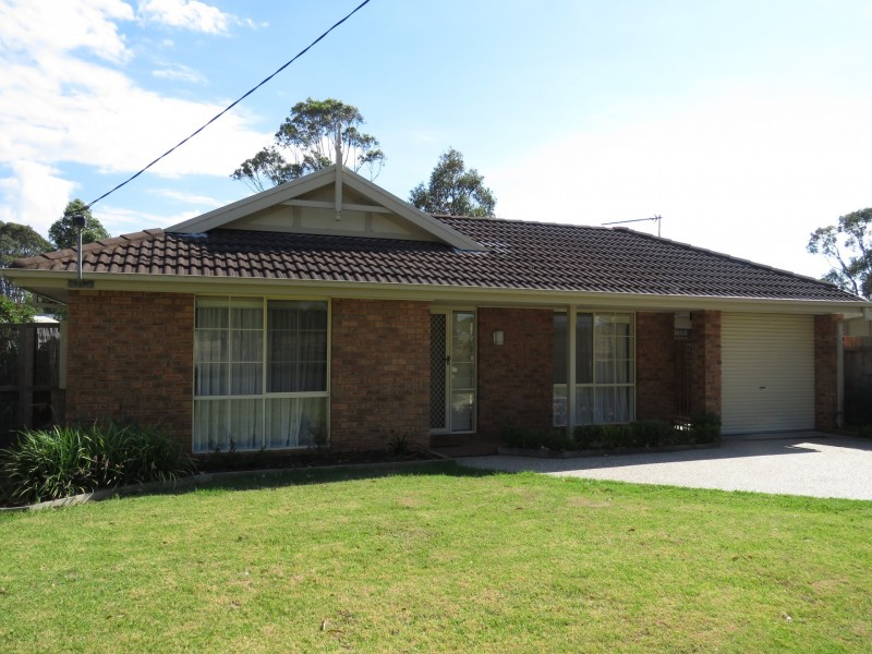 111 Bay Road, Eagle Point VIC 3878