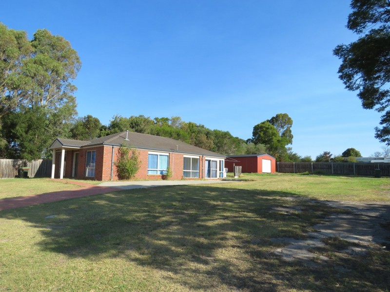 16 Acrux Drive, Newlands Arm VIC 3875