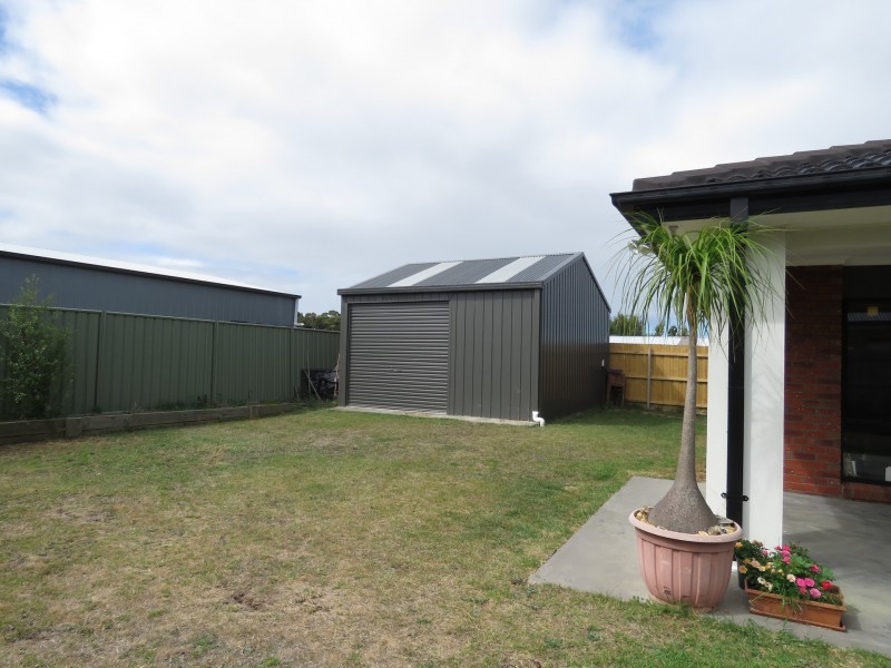 7 The Grange, Paynesville VIC 3880