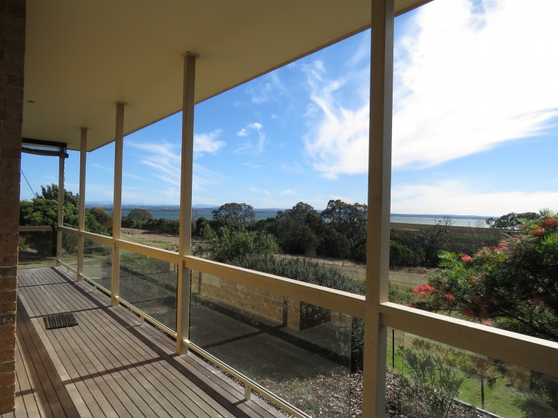 50 Fullarton Drive, Paynesville VIC 3880