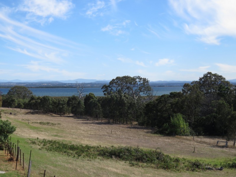 50 Fullarton Drive, Paynesville VIC 3880