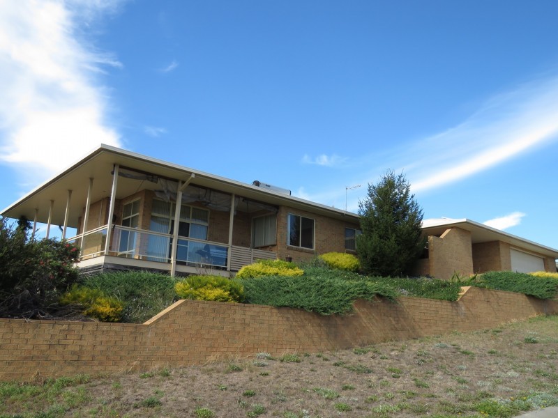 50 Fullarton Drive, Paynesville VIC 3880