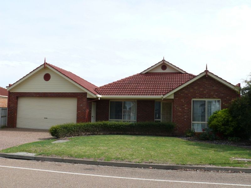 30 Victoria Street, Paynesville VIC 3880