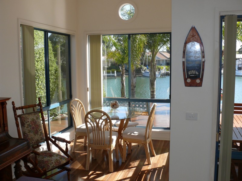 32B Aquarius Way, Paynesville VIC 3880