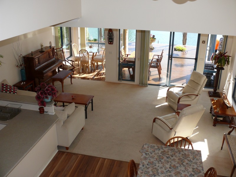 32B Aquarius Way, Paynesville VIC 3880