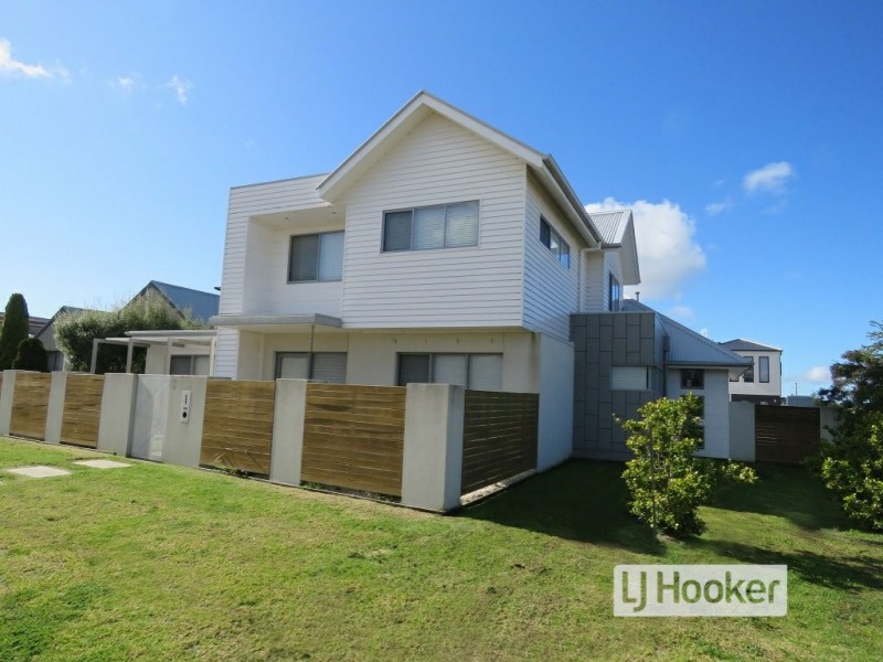 18 Heaths View, Paynesville VIC 3880