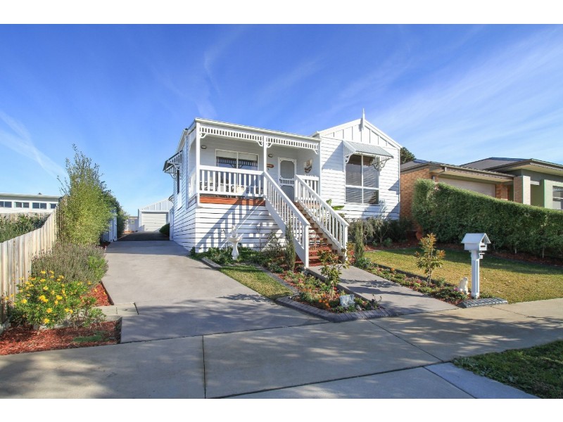 5 Magnetic Retreat, Paynesville VIC 3880