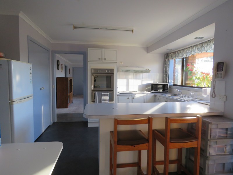 4 Bayside Avenue, Newlands Arm VIC 3875