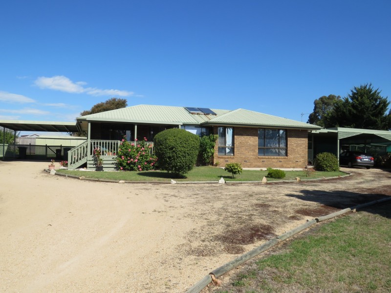 4 Bayside Avenue, Newlands Arm VIC 3875