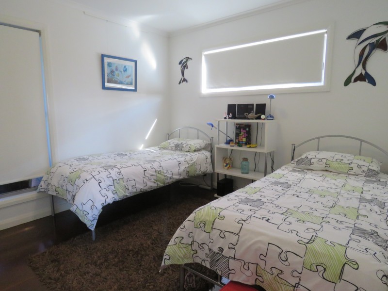 80 Eighth Avenue, Raymond Island VIC 3880