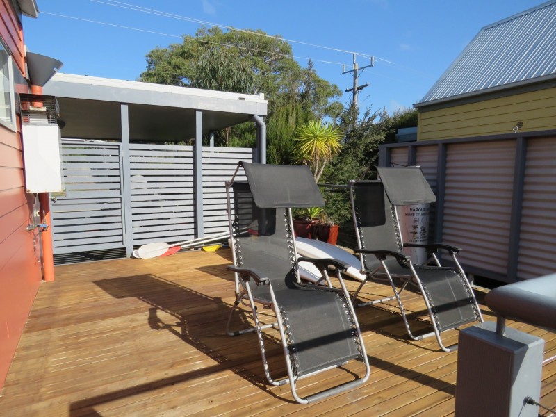 80 Eighth Avenue, Raymond Island VIC 3880