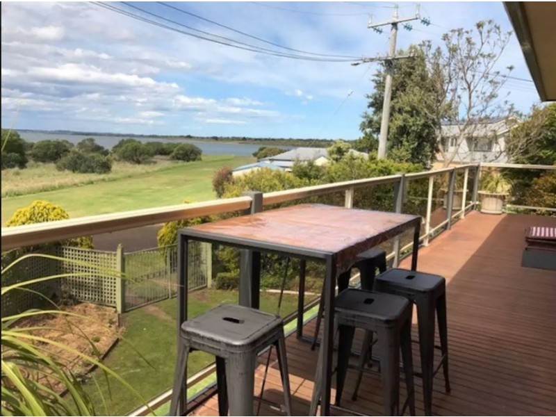 19 Marina Drive, Paynesville VIC 3880