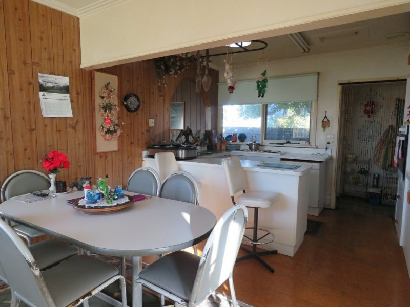 1 Toonalook Parade, Paynesville VIC 3880