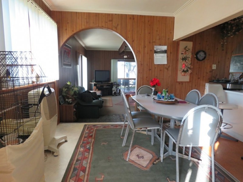 1 Toonalook Parade, Paynesville VIC 3880