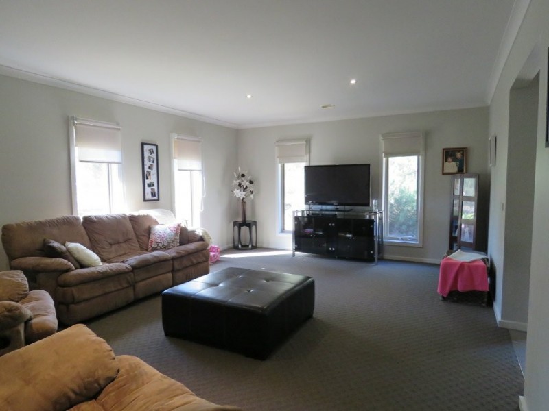 86 Forge Creek Road, Eagle Point VIC 3878