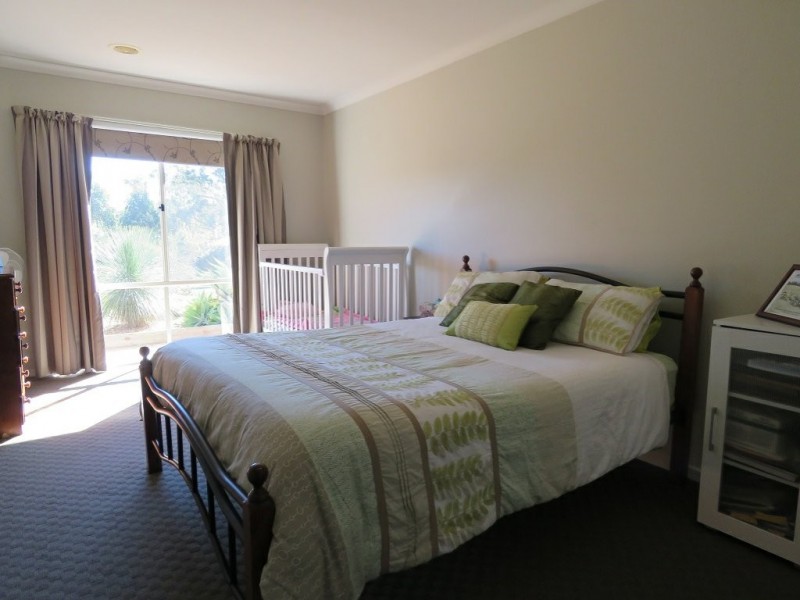 86 Forge Creek Road, Eagle Point VIC 3878