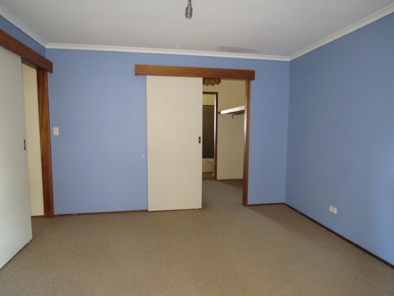 8 Newton Close, Paynesville VIC 3880