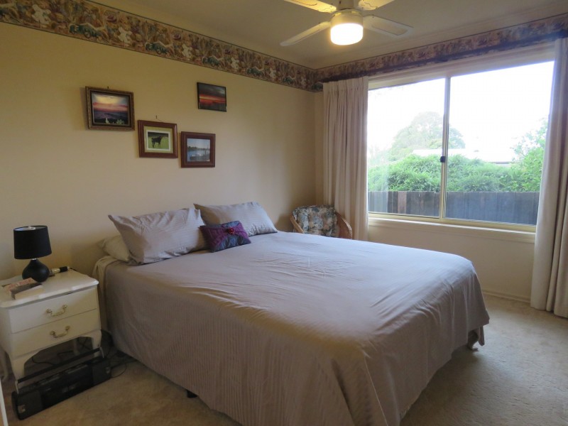 9 Riley Street, Eagle Point VIC 3878